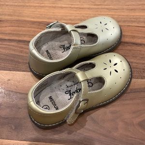 Footmates toddler Size 7. Hardly worn